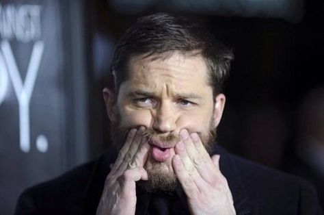 Tom Hardy Funny, Tom Hardy Quotes, Tom Hardy Beard, Edward Thomas Hardy, Logan Marshall Green, Tom Hardy Legend, Tom Hardy Photos, Thomas Hardy, Men's Toms