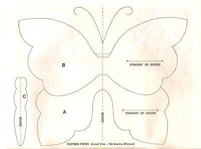 Lace 'n' Ribbon Roses: Butterfly Appligue Quilting Shortcuts, Butterfly Quilt Pattern, Chicken Scratch Embroidery, Appliqué Quilts, Applique Ideas, Quilts Patterns, Butterfly Template, Butterfly Quilt, Applique Quilt Patterns