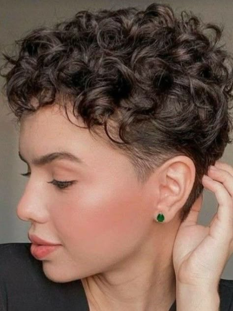 Very Short Curly Haircuts, Short Curly Pixie Hairstyles, Super Short Curly Hairstyles, Super Short Curly Hair, Shaved Curly Hair, Short Permed Hairstyles, Fade Haircut Short, Pixie Cut Curly Hair, Undercut Curly Hair