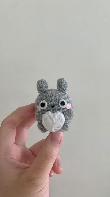 Mini Totoro, Crochet Mini Totoro, Crochet Amigurumi Totoro, Catbus Totoro Crochet, Totoro Keychain, Totoro Airpod Case Crochet, Crochet Keychain Totoro, Crochet Totoro, Crochet Gift Ideas