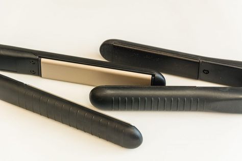 Learn about ceramic vs titanium flat iron comparison in this article. Who doesn’t want to have gorgeous hair? Every woman knows that beautiful and shiny hair is one of those simple things that can raise our confidence and inspire us to care for our hair but also for ourselves. When we style our hair the […] The post Ceramic vs titanium flat iron appeared first on From Indoor To Outdoor. Best Straightener, Flat Irons Best, Titanium Flat Iron, Ceramic Flat Iron, Best Iron, Types Of Hair, Ceramic Hair, Hair Iron, Best Flats