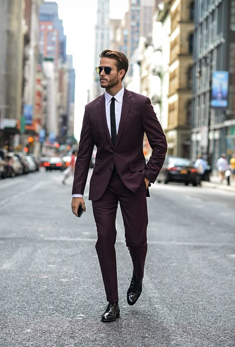 Killer Men's Style - Daily Luxury Inspiration. "live luxury. be luxury. today. everyday. always." Shop With Us: https://www.etsy.com/shop/AutumnandYosVintage?ref=hdr_shop_menu Follow Us On Pinterest: @autumnblazesing Workout Man, Terno Slim, A Man In A Suit, Man In A Suit, Dressing Well, Outfits Hombre, Pastel Outfit, Mens Fashion Blog, Mens Fashion Classy