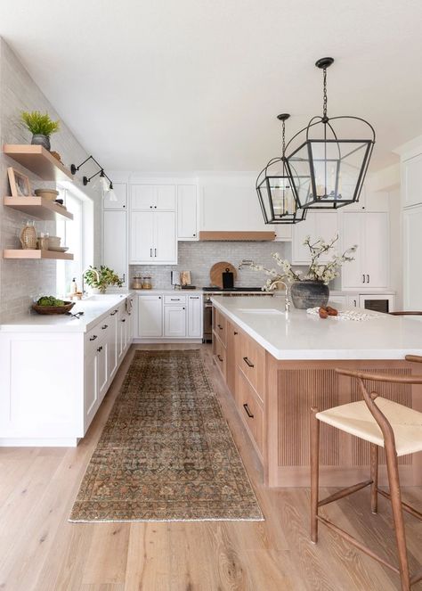 Ensley Rustic Modern Kitchen, Andrew Martin, Timeless Kitchen, Big Kitchen, Kitchen Inspiration Design, Decoration Inspiration, Kitchen Layout, Kitchen Style, Interior Design Kitchen