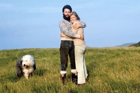 Paul Mccartney Linda Eastman, Paul Linda Mccartney, Paul And Linda Mccartney In Love, Linda And Paul Mccartney, Ram Paul Mccartney, Linda Mccartney Photography, Paul Mccartney And Linda, Paul Mccartney Linda, Martha My Dear