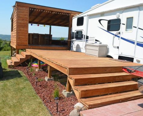 Deck we built ( always evolving) at our Permanent camp site located near Missouri River in South Dakota. Porch For Camper, Campsite Decorating, Rv Carports, Camper Trailer Remodel, Diy Camper Remodel, Rv Homes, Rv Makeover, Trailer Living, Diy Rv