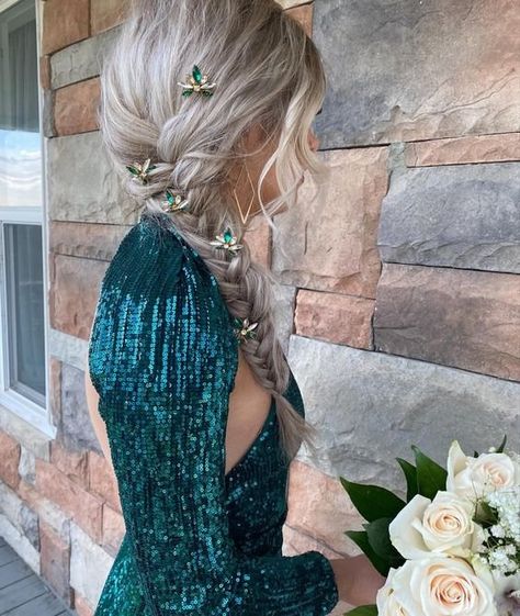 French Braid Prom Hair, Fishtail Braid Prom Hair, Prom Fishtail Braid, Fishtail Prom Hair, Prom Hair 2023, Braids For Prom, Prom Hairstyles Braid, Prom Hair Braids, Prom Braid Hairstyles