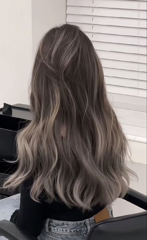 Balayage Hair Ash, Ashy Hair, Hair Color Asian, Mushroom Hair, Beige Hair, Black Hair Balayage, Hair Color Underneath, Ash Hair Color, Hair Color Streaks