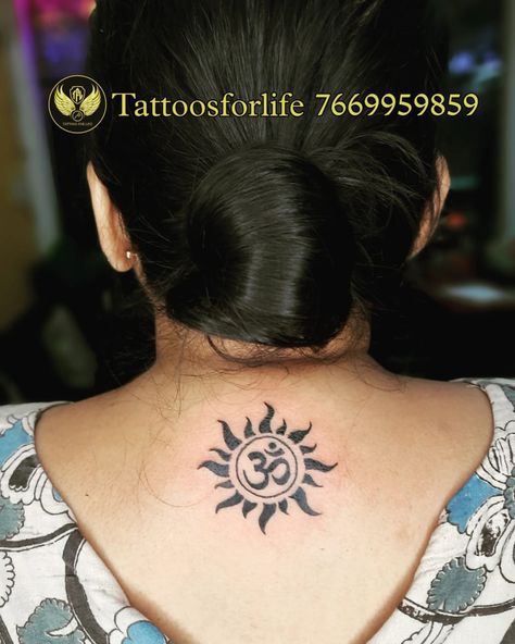 Sun And Om Tattoo Designs, Sun With Om Tattoo Design, Sun With Om Tattoo, Om Tattoo Back, Back Tattoo Sun, Tattoo Back Tattoo, Tattoo Sun, Om Tattoo Design, Tattoo 2024