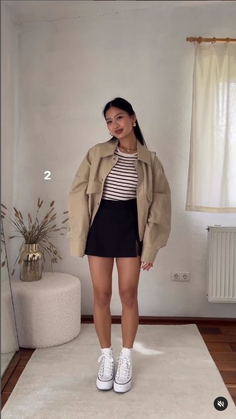 How To Wear Short Skirts Outfit Ideas, Spring Outfit With Skirt, Cute Outfits To Wear With Converse, Summer Scholar Outfits, Casual Outfits For Birthday Dinner, Standing Concert Outfit, White Skort Outfit Casual, Basic Simple Outfit, Outfit To Go To The Movies