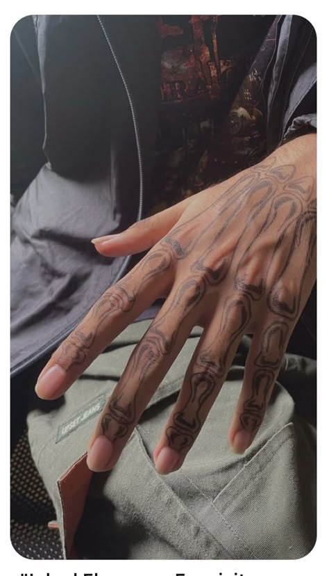 Hot Hand Tattoos For Guys, Skull Fingers Hand Tattoo, Sleeve Into Hand Tattoo, Cool Full Hand Tattoos, Tattoo Drawings Hand, Full Hand And Finger Tattoo, Cool Tattoos On Hand, Full Tattoo Hand, Skeleton Hand Tattoos On Hand