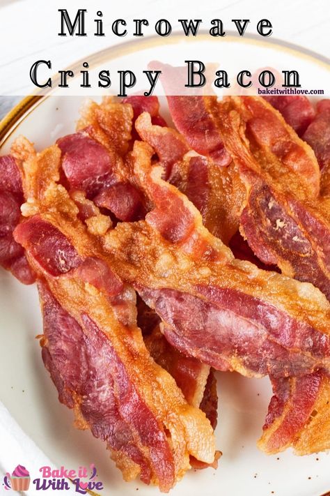 Crispy microwave bacon slices stacked on plate with brown rim. Making Bacon, Microwave Bacon, Oven Baked Bacon, Healthy Waffles, Sweet Potato Muffins, Bacon In The Oven, Amazing Breakfast, Cooking Bacon, Baked Bacon