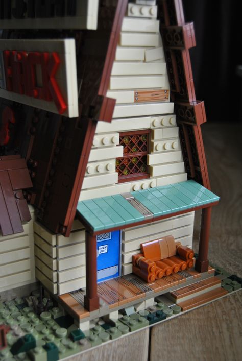 LEGO IDEAS - - Gravity Falls Mystery Shack Gravity Falls Minecraft, Lego Gravity Falls, Mystery Shack Minecraft, Mystery Shack, Gravity Falls Bill Statue, Gravity Falls Gift Shop, Gravity Falls Mystery Shack, Dipper And Mabel, Fall Diy