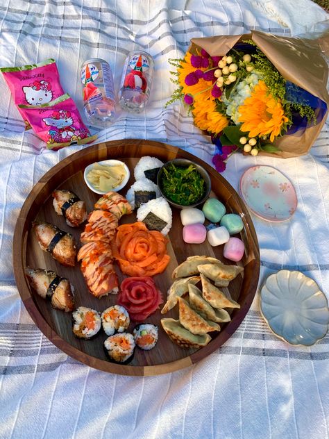 #picnic #sashimi #gyoza #flowers #aesthetic #hellokittycollection #platter #sushi Sushi Picnic Aesthetic, Sushi Platter Aesthetic, Japanese Picnic Food, Asian Picnic, Indoor Picnic Date, Picnic Platter, Japanese Picnic, Sushi Picnic, Food Surprise