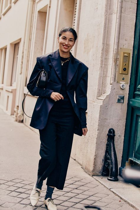 caroline issa street style Caroline Issa Street Style, Caroline Issa Style, Caroline Issa, Executive Woman, Jill Zarin, Book Dress, Time Clothes, Fashion Newsletter, Peter Do