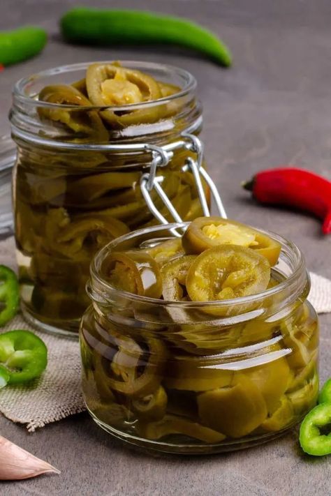 Candied Jalapenos Recipe, Canning Jalapenos, Cowboy Candy Recipe, Canned Jalapenos, Cowboy Candy, Candied Jalapenos, Pickled Peppers, Texas Cowboy, Jalapeno Recipes