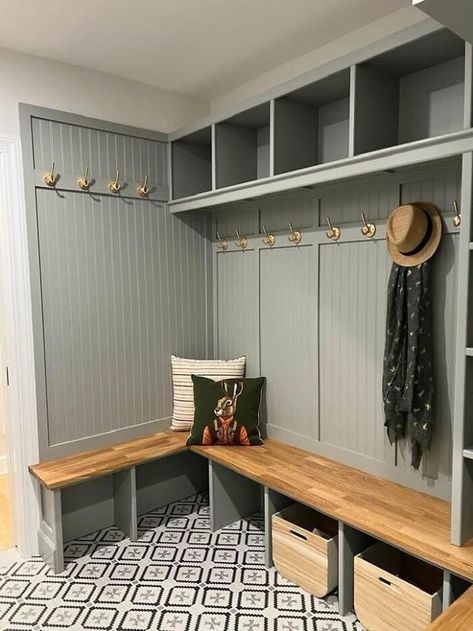 Mudroom Ideas Entryway Laundry, Ikea Countertops, Ikea Mud Room, House Mudroom, Organization Laundry Room, Laundry Quotes, Laundry Room Design Ideas, Small Mudroom Ideas, Laundry Pantry