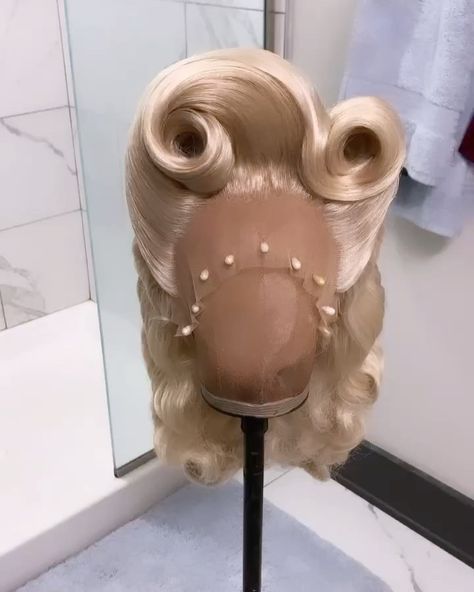 Big Pageant Hair, Lace Wigs Styles, Old Hollywood Hair, Cool Hair Designs, High Fashion Hair, Drag Wigs, Pageant Hair, Rockabilly Hair, Hair Essentials