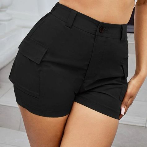 Solid Black Utility Short (Never Worn) Very Comfortably And Stretchy Black Cargo Shorts Women, Black Cargo Shorts Outfit, Black Cargo Shorts, Cargo Shorts Women, Utility Shorts, Black Cargo, Shorts Women, Work Clothes, Shorts Black