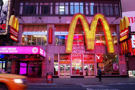 Open Restaurant, Interesting Buildings, Visitor Center, Well Dressed Men, Times Square, We Heart It, New York City, Broadway, New York