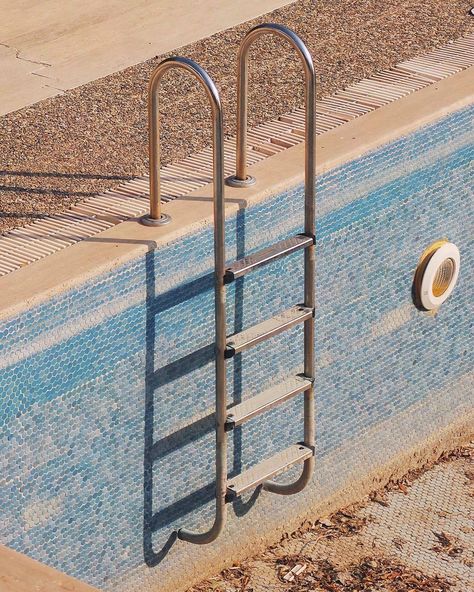 Pool Ladder, Beautiful Pools, Marmaris, Contemporary Photography, The Pool, Archaeology, Swimming Pool, Drain, Photo Inspiration