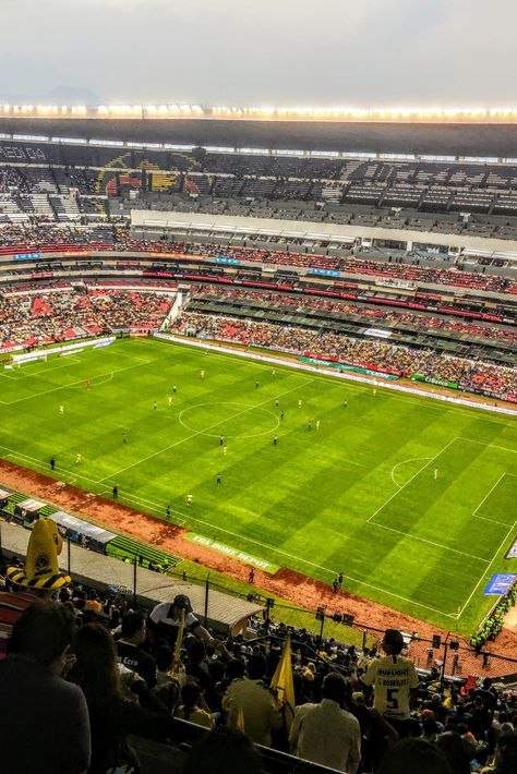 Mexico Stadium, Soccer Professional, Soccer Game, Football Game, Mexico Soccer, Soccer Stadium, Professional Soccer, Stadium Design, Club America