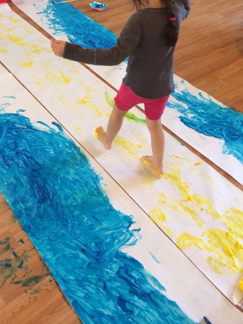 Passover. Fun to use paint rollers on long handles to paint the water. Great large motor work. Passover Crafts For Kids, Pesach Preschool, Passover Preschool, Pesach Crafts, Passover Activities, Passover Crafts, Learning Hebrew, Passover Table, Paint Rollers