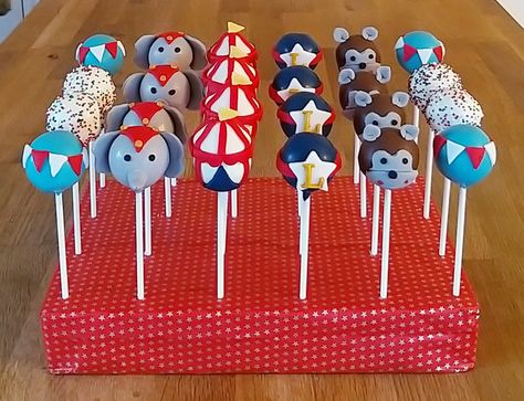 Carnival Theme Cake Pops, Circus Theme Cake Pops, Circus Desserts, Carnival Cake Pops, Circus Cake Ideas, Circus Cake Pops, Carnival Themed Cakes, Carnival Birthday Theme, Circus Theme Cakes