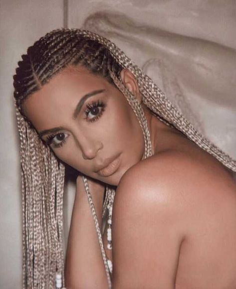 Kim Kardashian Blonde, Kim Kardashian Braids, Kardashian Braids, Kim Kardashian Hair, Kardashian Hair, Vegan Bag, African Hair Braiding Styles, Kkw Beauty, Blonde Braids