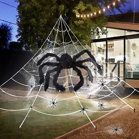 Yard Spider Web, Outdoor Halloween Decorations Scary, Halloween Decorations Outdoor Scary, House Party Decor, Halloween Decorations Scary, Spider Web Halloween Decorations, Scary Decor, Scary Spider, Scary Halloween Decorations Outdoor