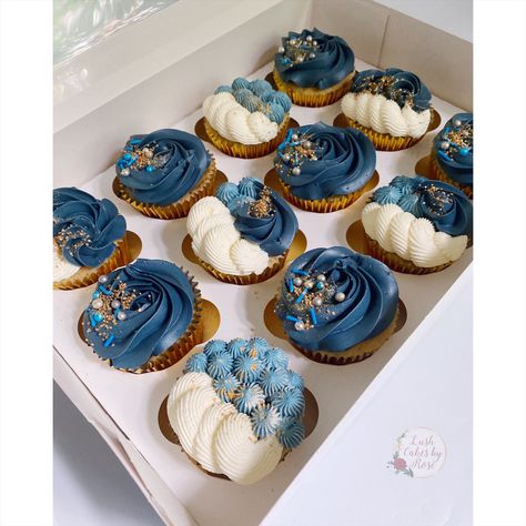 Navy Blue Cupcakes, Blue Wedding Cupcakes, Baby Boy Cupcakes, Cupcakes For Boys, Blue Cupcakes, Cupcake Decoration, Easy Cupcakes, Dusty Blue Weddings, Wedding Cupcakes