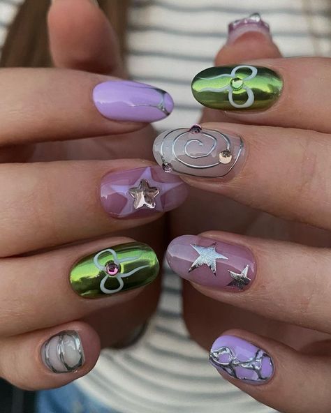 Luau Nails, Funky Summer Nails, Luna Hale, Vibrant Nail Designs, Vacation Nail Designs, Summer Vacation Nails, Vacation Nails Beach, Cruise Nails, Classy Acrylic Nails