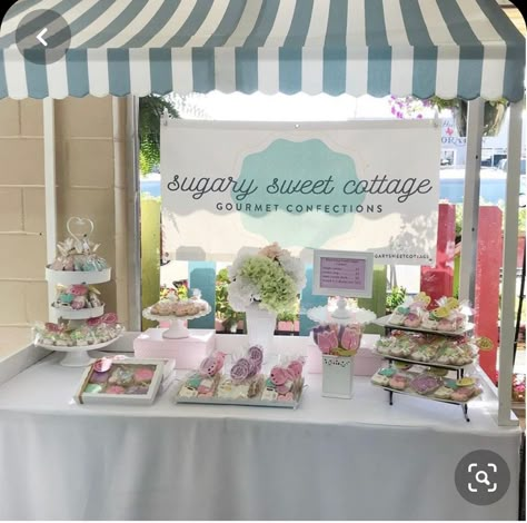 Bakery Booth, Cookie Displays, Pop Up Shop Display, Bake Sale Displays, Pop Up Bakery, Vendor Table Display, Bakery Stand, Pop Up Shop Ideas, Vendor Market