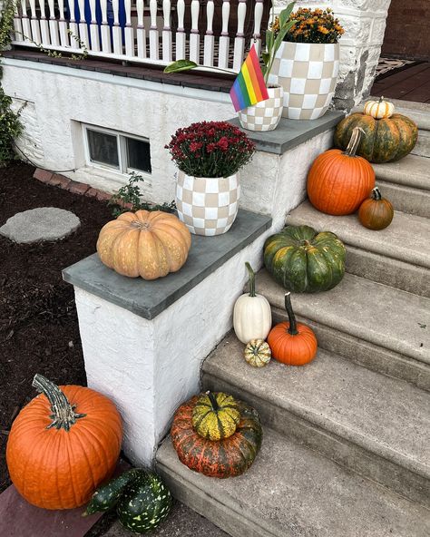 better be-leaf it’s fall! 🍁 • i love fall & halloween & decorating & cute cozy activities so much!! 🥹🎃 kate & i got a ton done around the house this weekend so stay tuned for new updates! it was so fun to be able to decorate our stoop with pumpkins & mums for the first time 🏠🎃 • we tried to go to a pumpkin patch but it was way too crowded for it to even be enjoyable 😅 soooo we ended up getting all our decor from @giant & @producejunction and it was honestly the move! great selection & great ... Cozy Activities, I Love Fall, Halloween Decorating, Love Fall, A Pumpkin, Pumpkin Patch, Fall Halloween, Stay Tuned, This Weekend