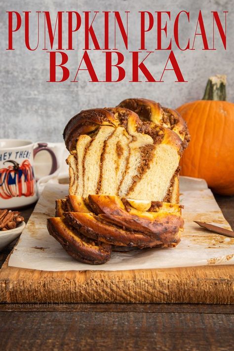 The interior of a Pumpkin Pecan Babka. Red text overlay above the loaf reads the title of the recipe. Pecan Babka, Babka Bread, Babka Recipe, Crunchy Pecans, Pecan Recipes, Pumpkin Pecan, Simply Recipes, Pumpkin Dessert, Fall Baking