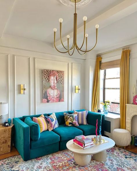 30 Blue Couch Living Room Ideas We Love Feminine Living Room, Blue Couch Living Room, Funky Living Rooms, Vibrant Living Room, Colourful Living Room Decor, Colourful Living Room, Ideas Living Room, Home Decor Living Room, Home Decorating Ideas