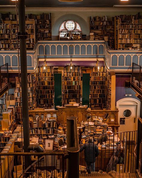 Vintage Bookstore Aesthetic, Vintage Books Aesthetic, Books Aesthetic Vintage, North Scotland, Bookshop Café, Scotland Aesthetic, Bookstore Aesthetic, Bookstore Design, Vintage Bookstore