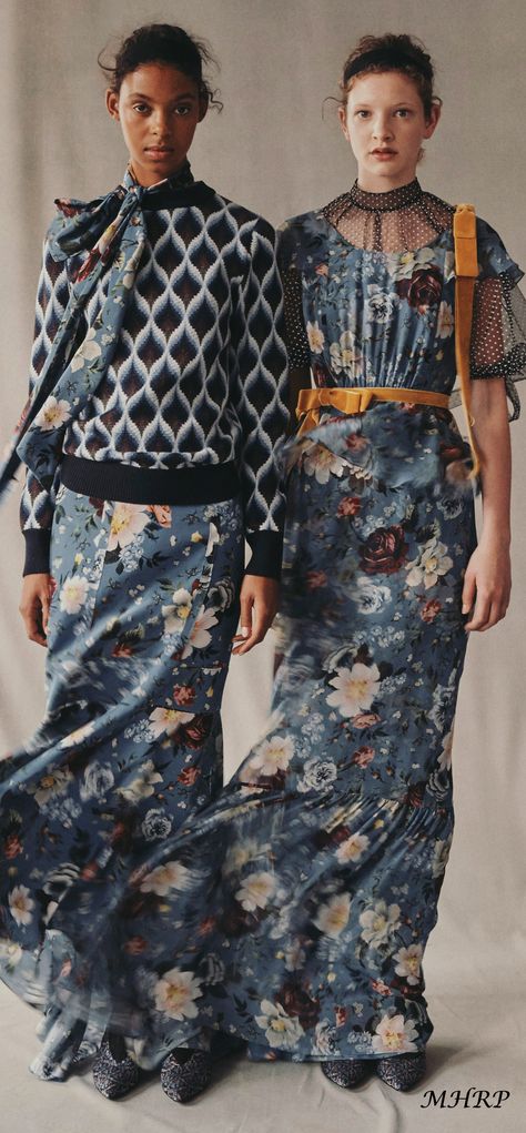 erdem-vogue-resort-2019 Etro Resort, Fashion Essay, Fashion Silhouette, Resort 2020, Maxi Skirt Dress, Long Summer Dresses, Mode Inspiration, Long Dresses, Kimono Fashion