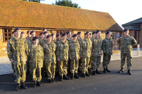 Army cadets' visit to Windsor Barracks Army Cadets Uk, Cadets Army, Army Cadets, Army Barracks, Air Cadets, Army Humor, New Year New Me, Blue Coat, Life Plan