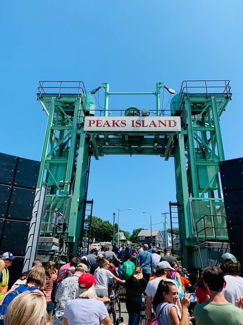 MAINE TRAVEL GUIDE: Visiting Peaks Island. | Southern Belle in Training Lionsgate Portal, Maine Aesthetic, Maine Summer, Peaks Island Maine, New England Living, Maine Trip, Peaks Island, England Road Trip, New England Road Trip