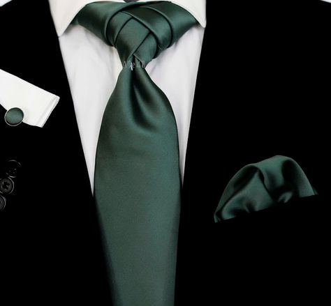 Desktop Monitor, Palm Coast, Professional Attire, Green Tie, Wedding Ties, Tie Accessories, Tie And Pocket Square, Suit And Tie, Hunter Green