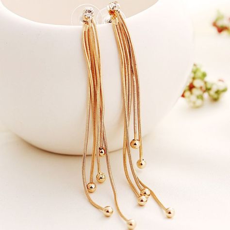 Long Earrings Photography, Earrings Collection Gold, Gold Earrings With Price, Earrings Design Gold, Light Weight Gold Earrings, Stylish Gold Earrings, Earrings With Price, Earrings Photography, Stud Gold Earrings