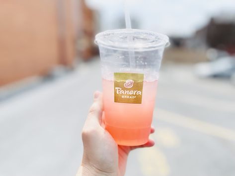 Panera Drinks Recipe, Panera Charged Lemonade, Panera Charged Lemonade Recipe, Panera Strawberry Mint Lemonade, Panera Food, Lemonaid Recipe, Mint Lemonade Recipe, Cranberry Lemonade, Water Flavors