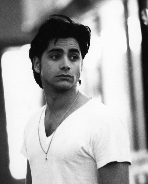 80s Heartthrobs Guys, Jesse Fuller House, Jessy From Full House, Jessie From Full House, John Stamos 90s Uncle Jesse, Jessie Full House, Young John Stamos, John Stamos 90s, Full House Uncle Jesse