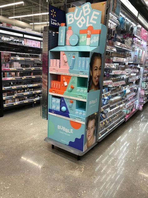 Gen Z Skincare, Bubble Skin Care, Display Shelf Design, Rak Display, Store Display Design, Skincare Toner, Bubble Skincare, Supermarket Display, Shopper Marketing