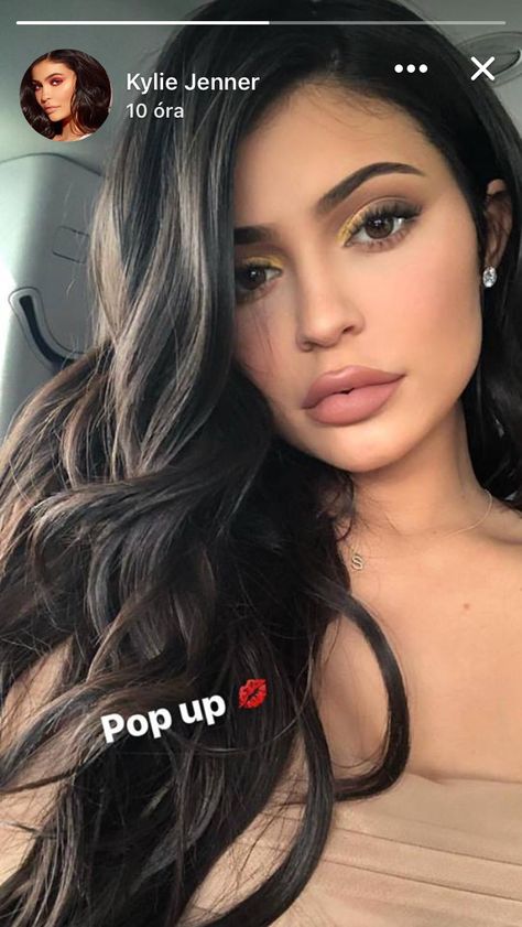 //pinterest @esib123 // Kylie Jenner Collection, Kylie Jenner Makeup Look, Look Kylie Jenner, Looks Kylie Jenner, Kylie Makeup, Estilo Kylie Jenner, Jenner Makeup, Kyle Jenner, Kylie Jenner Look