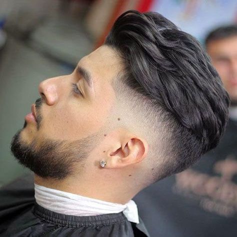 Textured Brush Back with Mid Fade and Short Beard. This attractive Mexican haircut is a stylish and popular style for men who want to look good, stand out and radiate confidence. High Fade Long Hair, Latino Haircuts, Teenage Haircuts, Best Hair Cuts, Mexican Hairstyles, Beard Fade, New Hair Trends, Latest Haircuts, Tapered Haircut