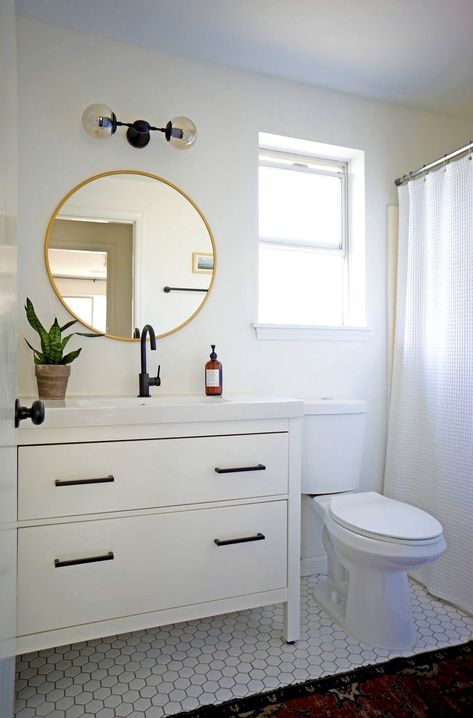 Inexpensive Bathroom Vanity, Vanity Cheap, Cheap Bathroom Vanities, Cheap Bathroom, Budget Bathroom Remodel, Small Bathroom Vanities, Cheap Bathrooms, Diy Bathroom Remodel, Budget Bathroom