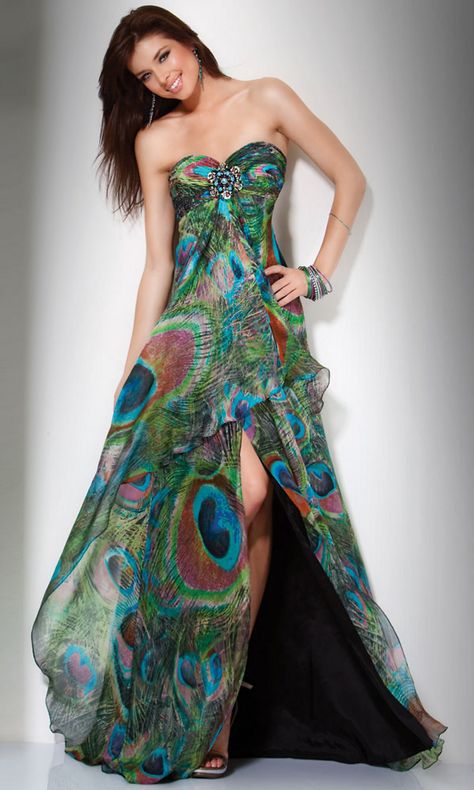 It's either tacky or perfect. I really can't tell. Peacock Wedding Dresses, Peacock Prom Dress, Peacock Fashion, Peacock Feather Dress, Peacock Wedding Theme, Printed Prom Dresses, Peacock Dress, Prom Dresses Jovani, Peacock Print