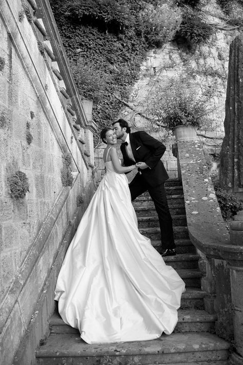 Wickstead Wedding, Wedding Picture Poses, Emilia Wickstead, Wedding Photography Styles, Wedding Photos Poses, Wedding Photography Poses, Wedding Mood, Wedding Shots, Wedding Poses