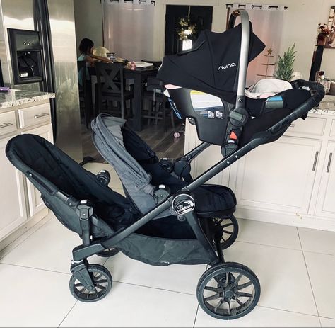 City select lux double stroller converted into a triple! 🙃 City Select Triple Stroller, Double Stroller For Baby And Toddler, Triplet Stroller, City Select Double Stroller, Double Stroller For Twins, Stroller Hacks, Triple Stroller, Baby Doll Furniture, Folding Stroller